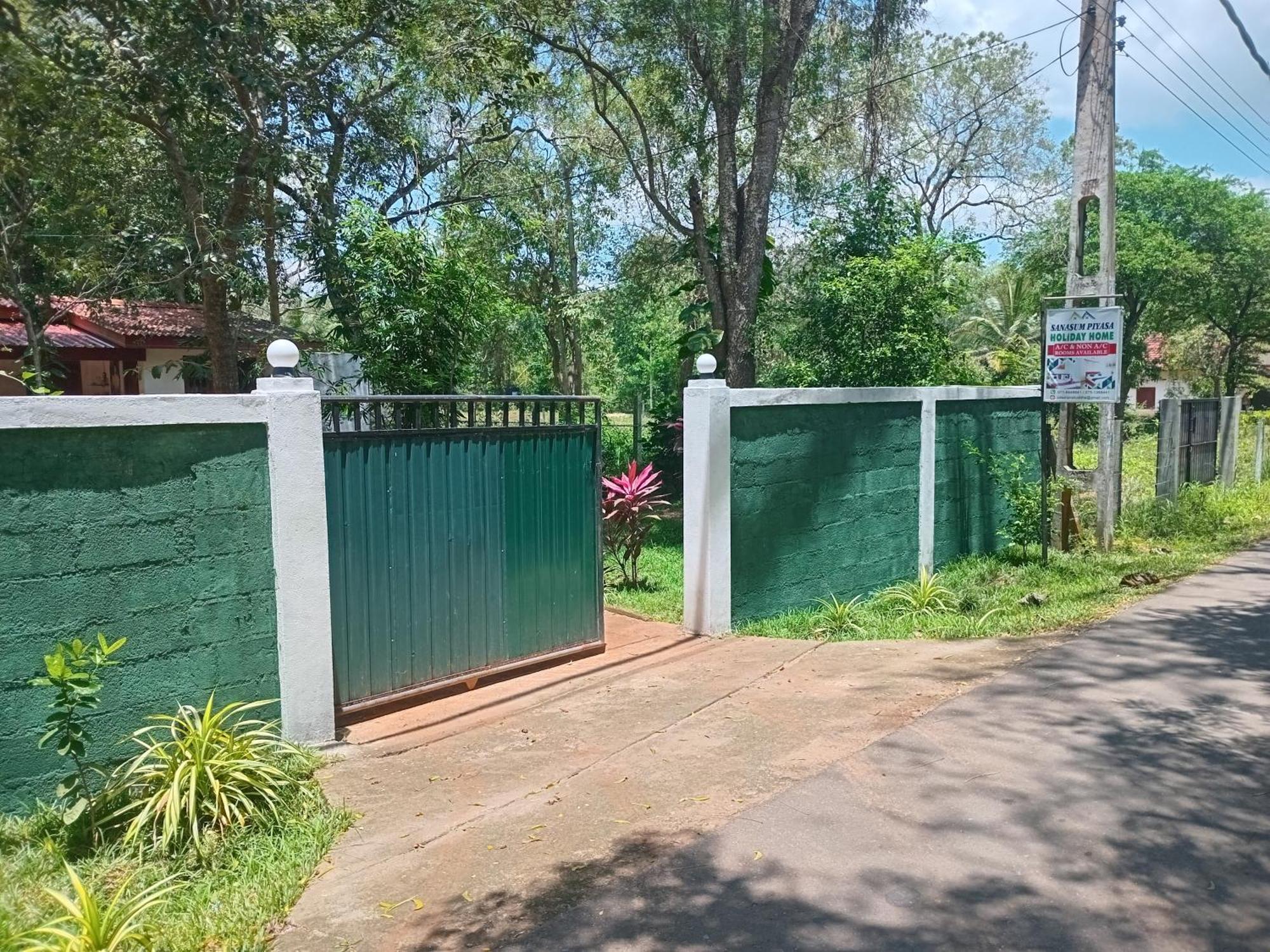 Senasuma Holiday Bungalow Holambra Exterior foto